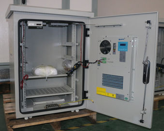 Boîte thermostatique isolée par chaleur à mur unique de Cabinet de bâti de 15U Polonais avec le refroidisseur de Peltier