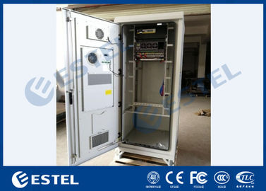 L'armoire d'alimentation IP55 extérieur a galvanisé la batterie en acier de PDU ODF DCDU avec le climatiseur