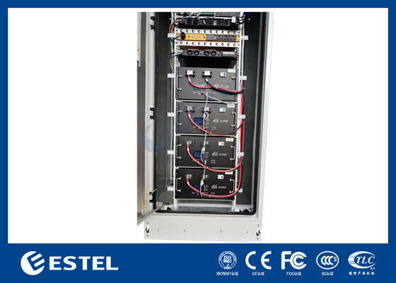 Armoire électrique extérieure pour télécommunications avec refroidissement intégré 4 modules de batterie au lithium 48V 200Ah et système d'alimentation