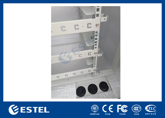 ET8080130A-22U Armoire de télécommunications extérieures avec refroidissement par climatisation et quatre roues