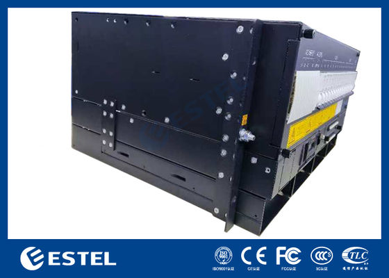 Système d'alimentation intégré de 4 à 12 kW 5U 200A 85 à 300 Vac 19 pouces ET48200-003